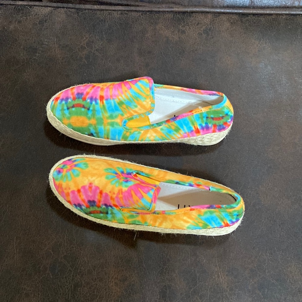 Tie dyed loafers size 7